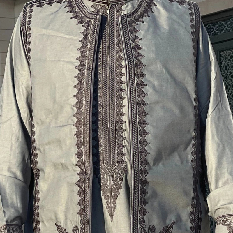 gris الثوب العربي