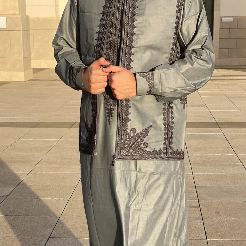 gris الثوب العربي
